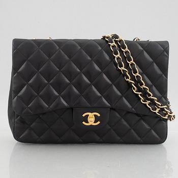 Chanel, väska, "Maxi Classic Flap Bag", 2009-10.