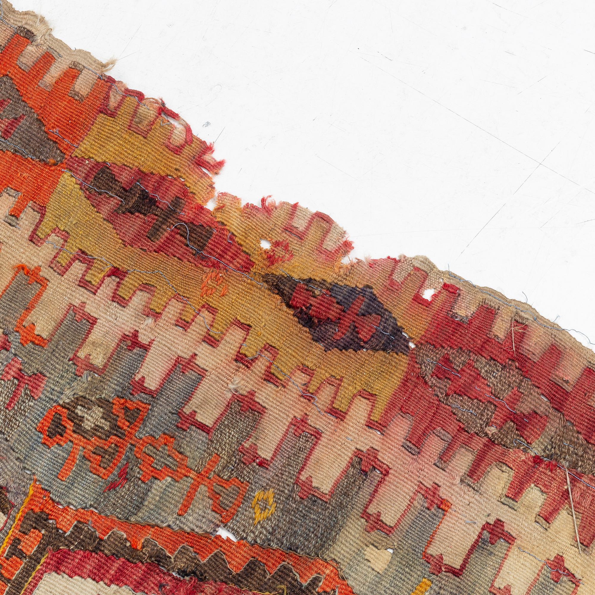 Matta, antik, anatolsk Kelim, ca 368 x 152 cm.