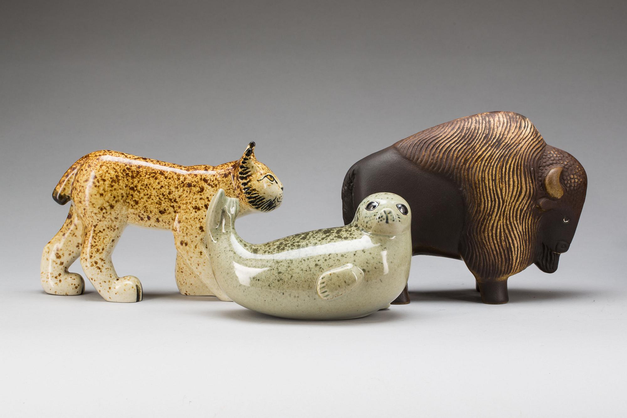 FIGURINER, 3 st, stengods, Lisa Larson för WWF, Gustavsberg.