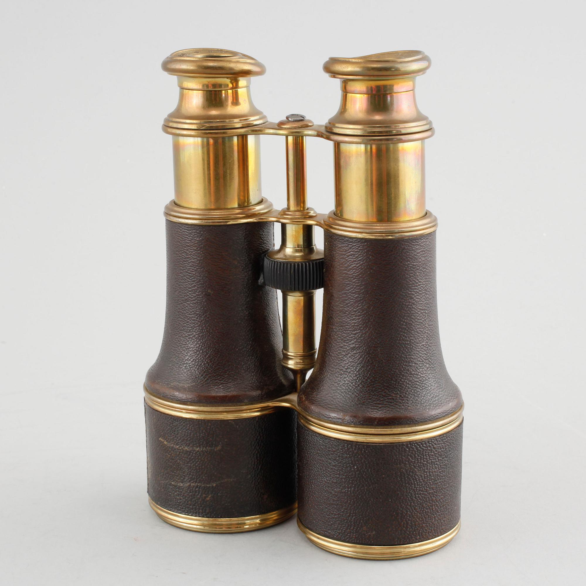 A early 20th century binoculars from Maison Crosti.