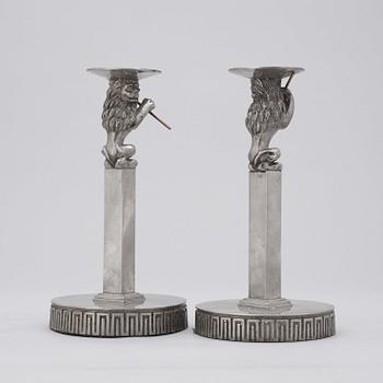 A pair of Anna Petrus pewter and brass candlesticks, Herman Bergman Konstgjuteri Stockholm ca 1923-25.