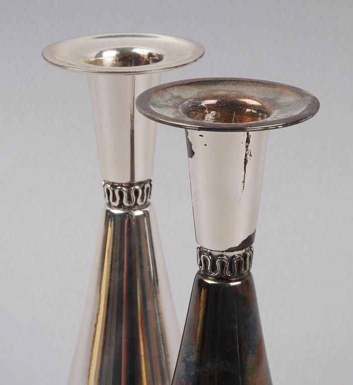 LJUSSTAKAR, ett par, sterling silver, Tyskland, svenska importstämplar. 1900-talets andra hälft.