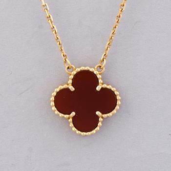 A VAN CLEEF & ARPELS NECKLACE, 'Alhambra'. 18K gold, carnelian.
