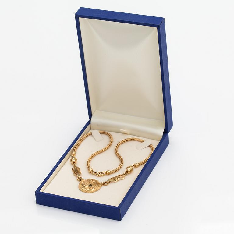 Kalevala Koru, An 18K gold necklace "Sun lion". Helsinki 2005.