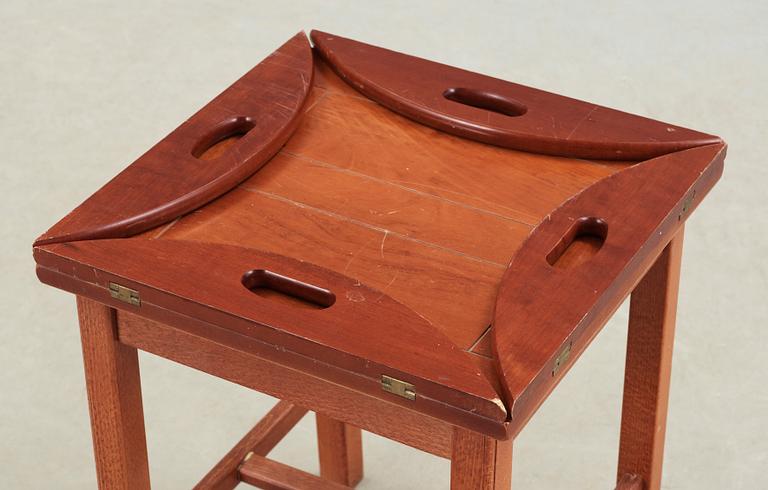 BORD, så kallat "Butlers tray", 1900-talets andra hälft.