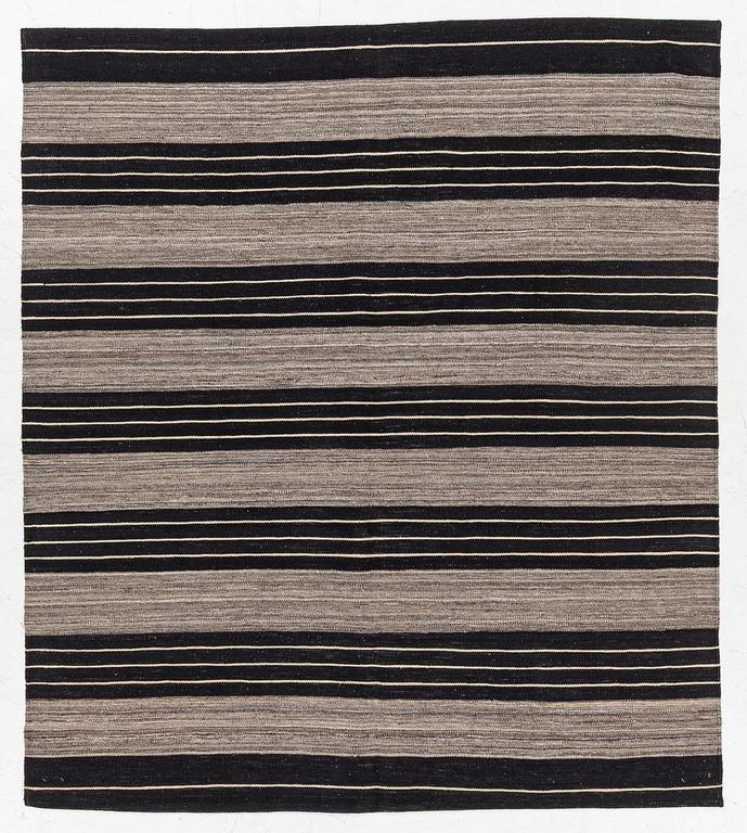 Matta, Afghanistan, slätväv, ca 186 x 166 cm.