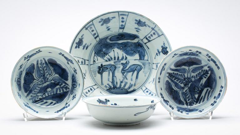 SKÅLFAT, 3+1, porslin. Ming, Wanli(1573-1620).