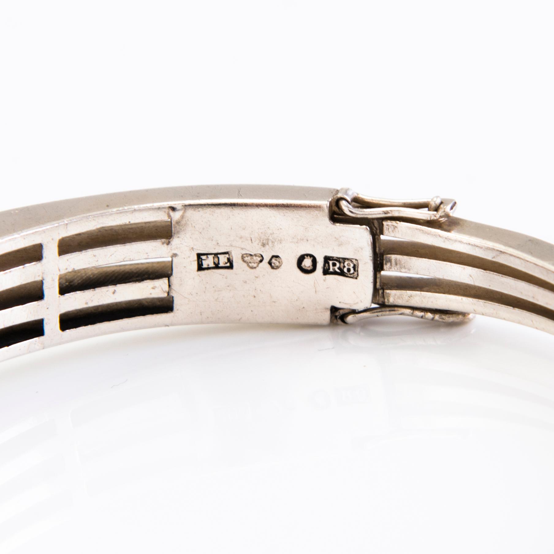 RANNEKORU, hopeaa,  itsehiottu kivi, Heribert Engelbert AB, Tukholma 1943.