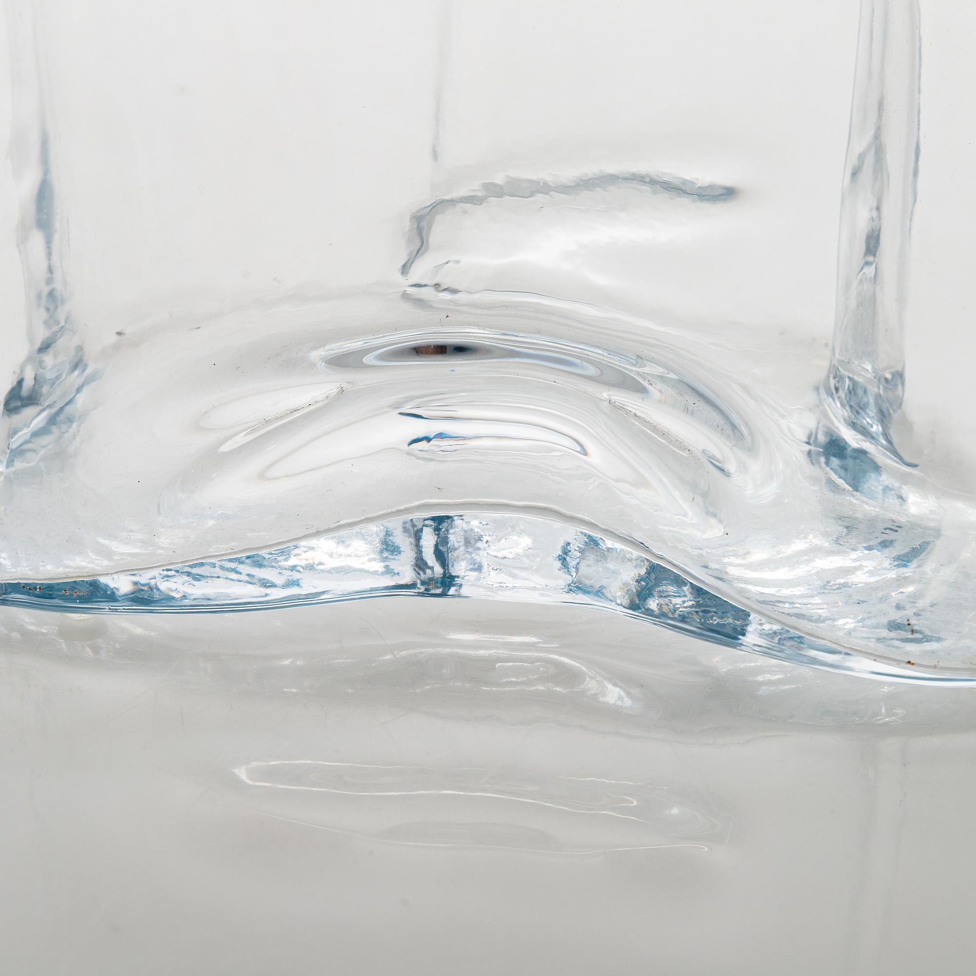 Alvar Aalto, a 21st century '0551' unsigned vase for Iittala.