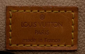 VÄSKA, "Sac Plat", Louis Vuitton.