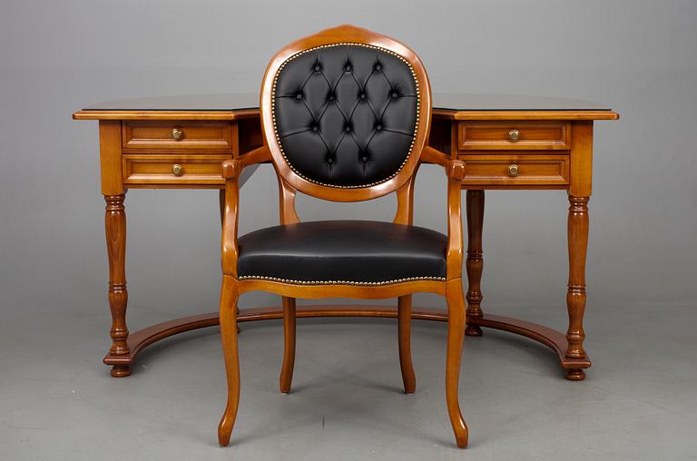 SKRIVBORD samt STOL, Selva, Italien 1900-tal.