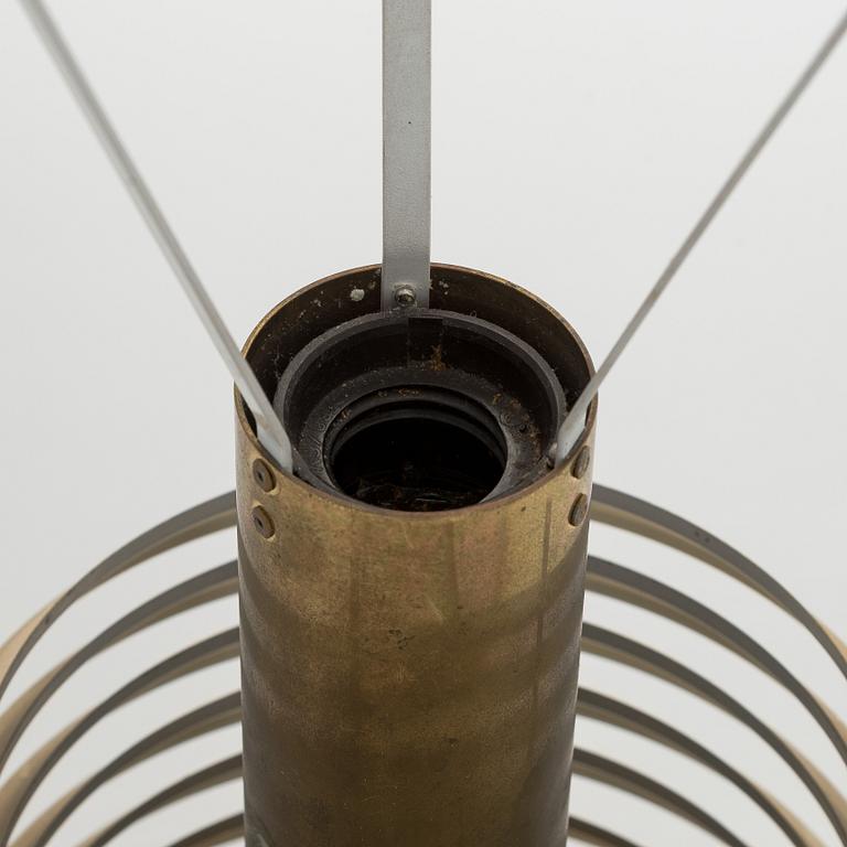 Hans-Agne Jakobsson, pöytävalaisin, malli B142,  Markaryd, 1960-70-luku.