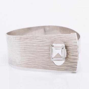 Silver jewellery, 3 pieces, rock crystal and chalcedony, 1954 and 1970.