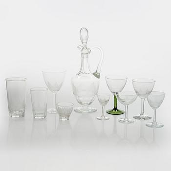 Erkki Vesanto, glasservis, "Marjatta", 98 delar, Iittala 1947-1969.