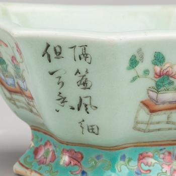 SKÅL, porslin, Kina, Tung-Chin, 1800-talets andra hälft.