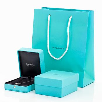 Tiffany & Co, a platinum necklace with a pendant in the shape of a heart, with diamonds totalling approximately 0.27 ct.