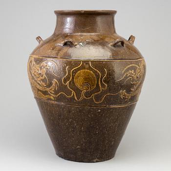 A large Chinese s.k. Martaban jar, 19th Century.