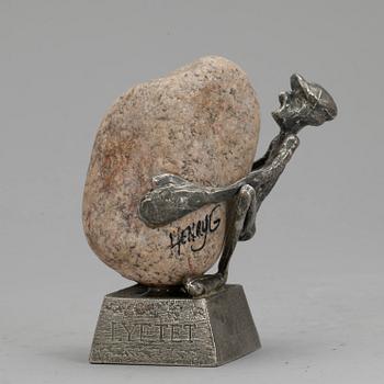 HENRY GUSTAFSSON, skulptur , "Lyftet", tenn och sten, 1989.