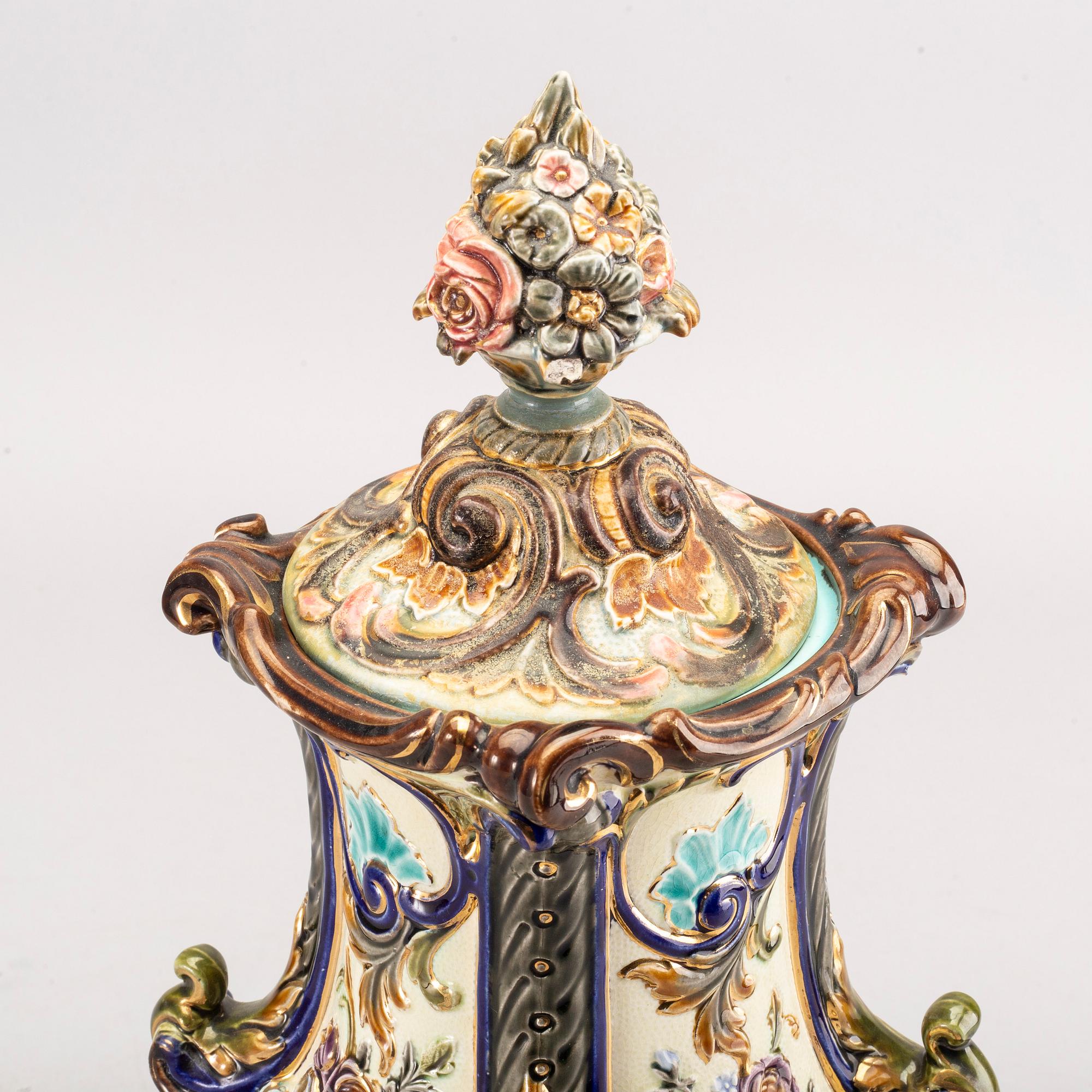 A Rörstrand majolica urn around 1900.