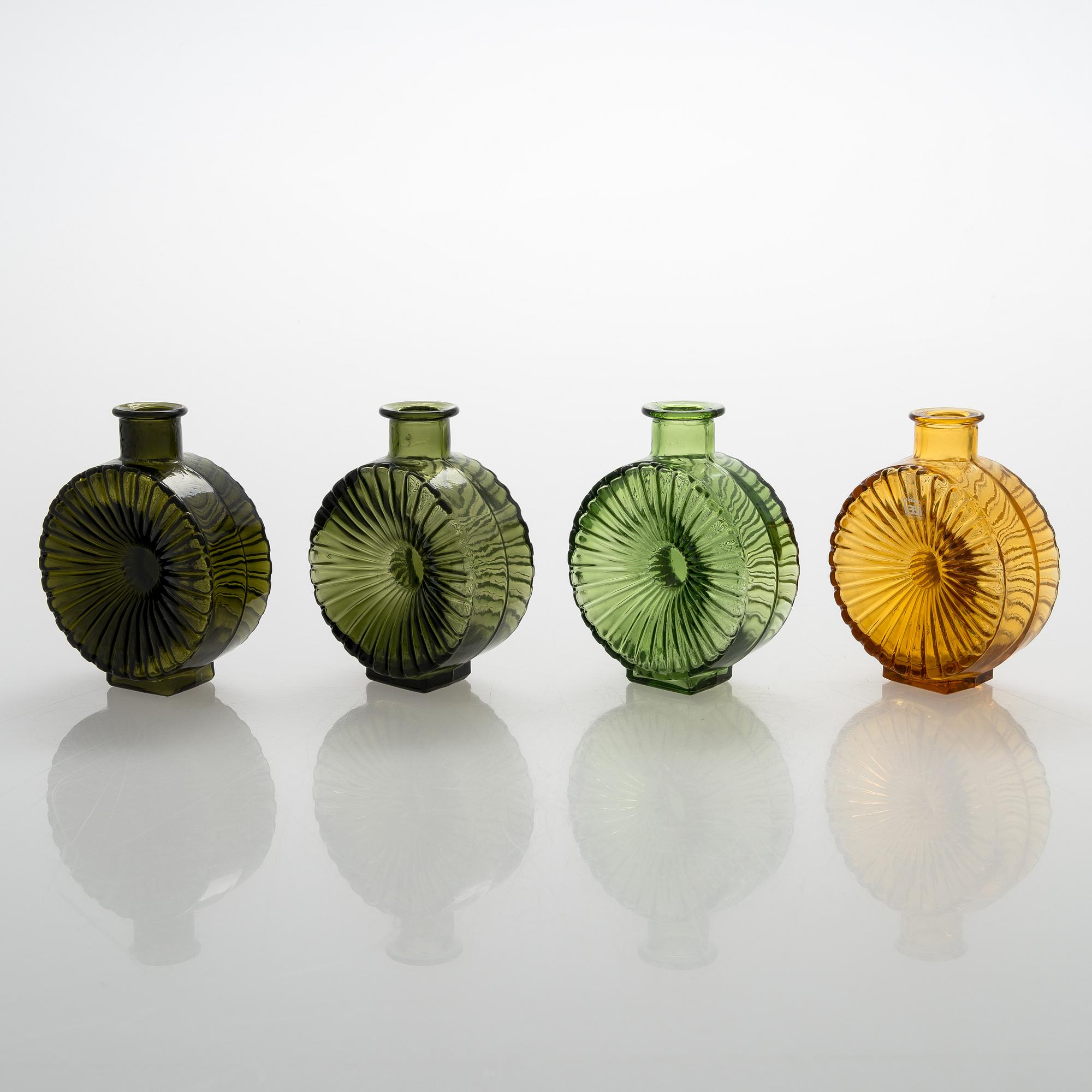 Helena Tynell, A set of four Sun bottles for Riihimäen Lasi Oy. Produced 1964-1974.