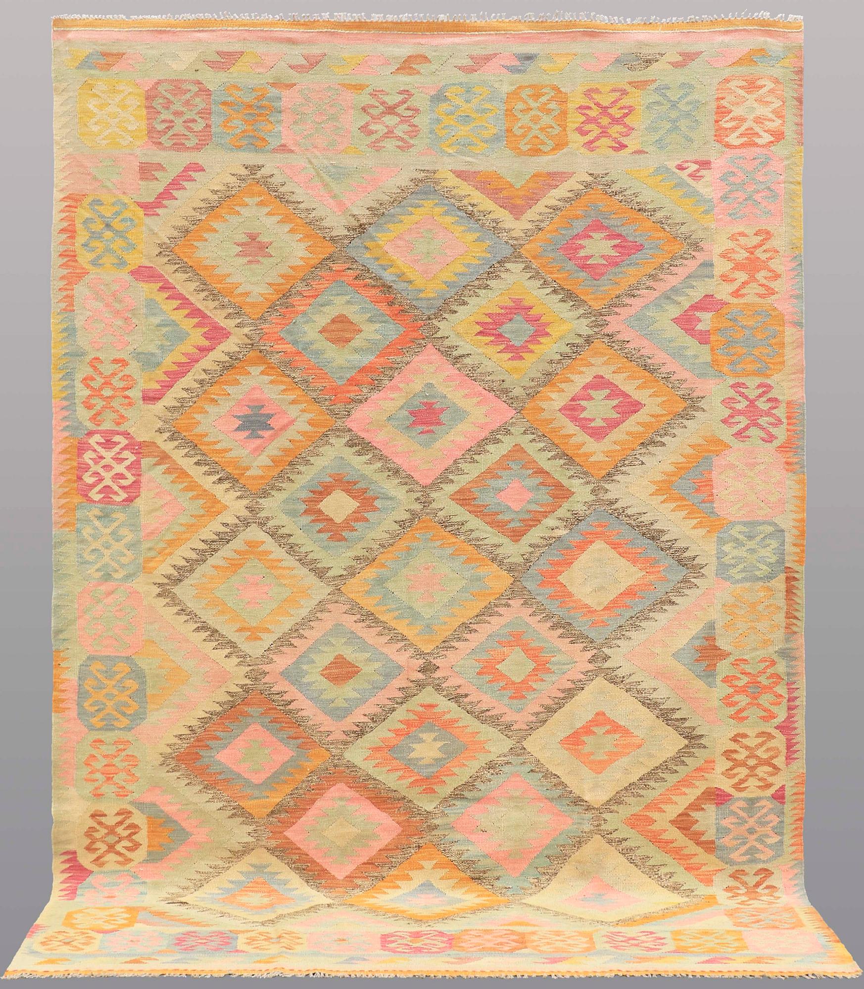 MATTO, Kilim, ca 300 x 204 cm.