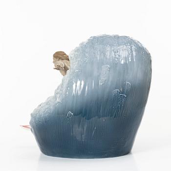 Lladró, figurine, "Riding the big one", Spain.