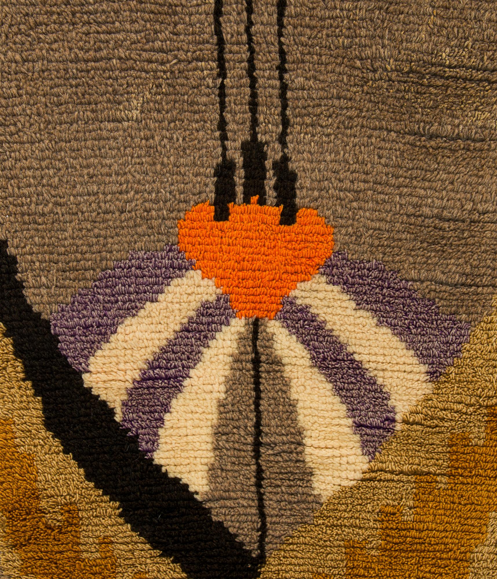 Ryijy/ penkkiryijy, noin 320 x 130 cm.