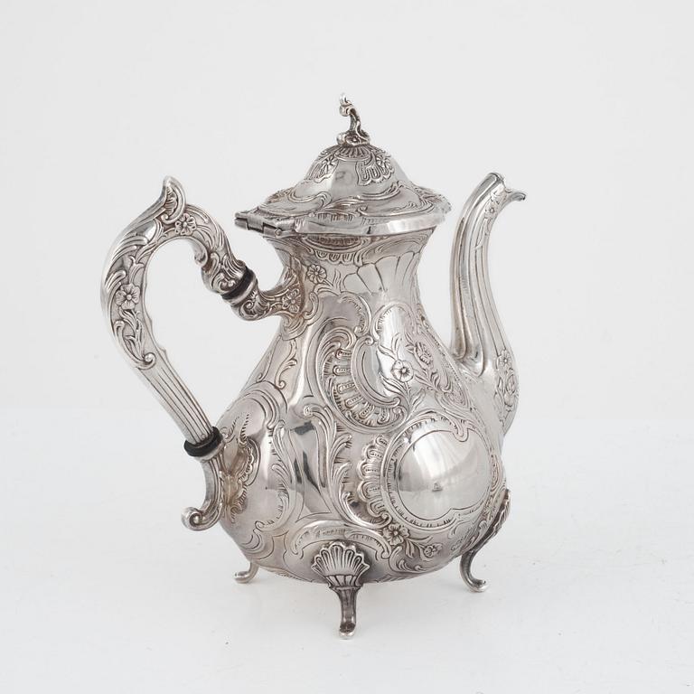 A Swedish silver coffee pot, creamer, tray and  sugar bowl, mark of GEWE, Malmö 1971-74.