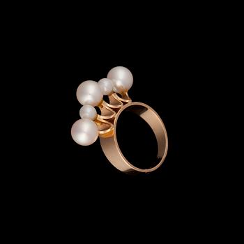 RING, 14K guld, pärlor. Kupittaan kulta 1967. Vikt ca 6,4 g.