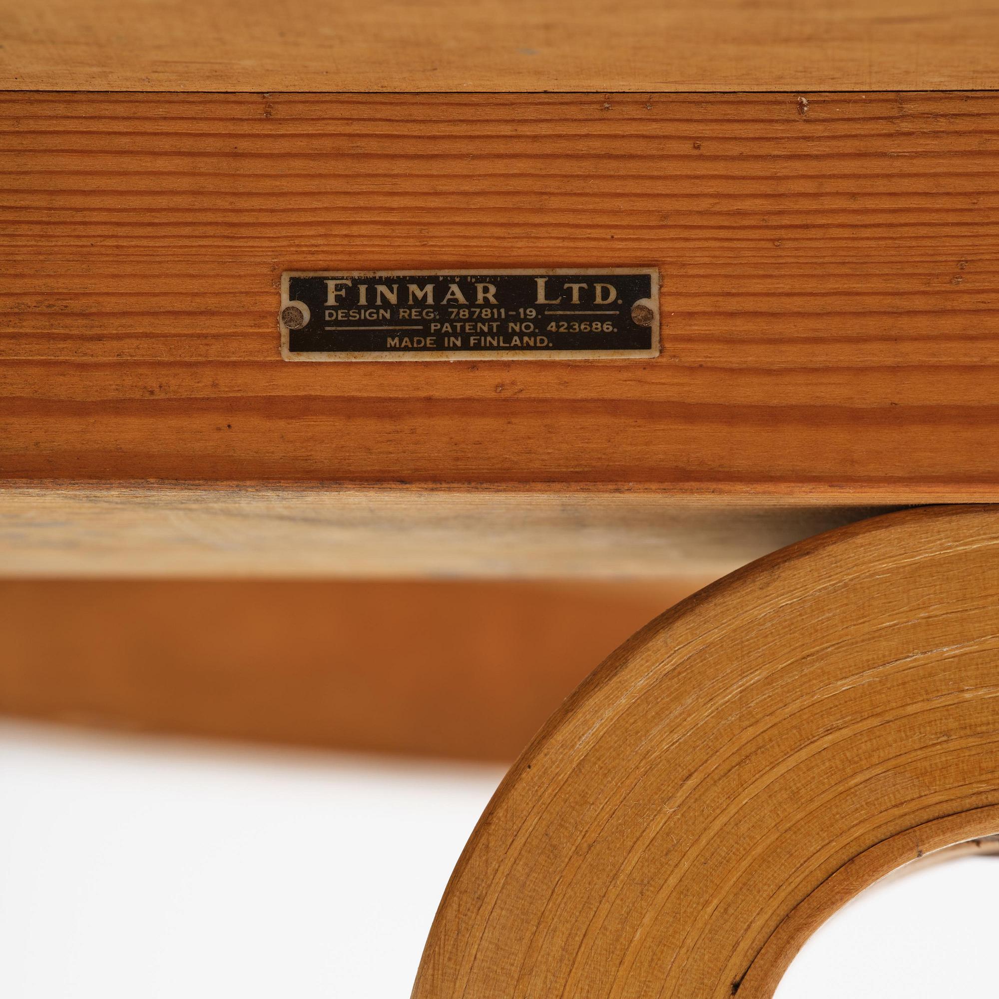 Alvar Aalto, matbord, modell "91", med karusellbricka, O.Y. Huonekalu-ja Rakennustyötehdas A.B, för Finmar Ltd, Finland, 1934-39.