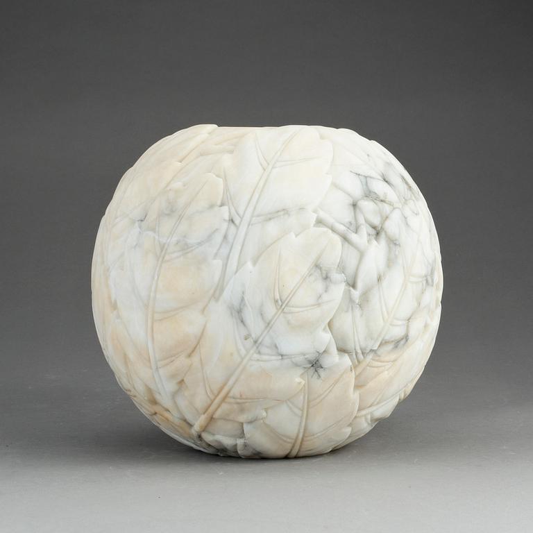 VAS, alabaster. Sannolikt Italien, 1900-tal.