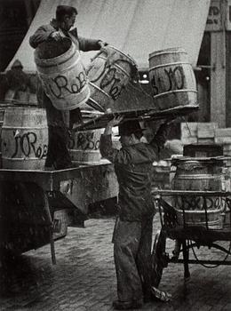 272. Hans Hammarskiöld, "Billingsgate Fishmarket, London 1955".