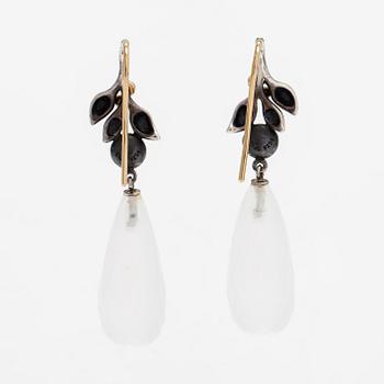 Ole Lynggaard, A pair of 18K gold and silver earrings with quartzes and corals. Denmark.