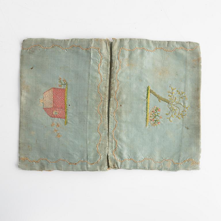 Two swedish 18 century silk wallets.ca 20,5 x 11,5 & 17,5 x 12,5 cm.