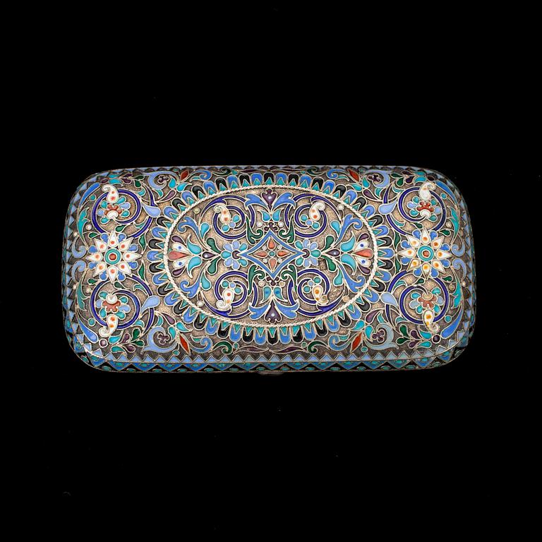 DOSA, silver med cloisonné emalj, Gustav Klingert, Moskva, Ryssland 1880-tal.