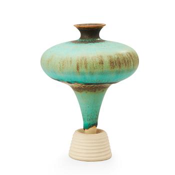 711. A Wilhelm Kåge 'Farsta Spirea' stoneware vase, Gustavsberg Studio 1957.