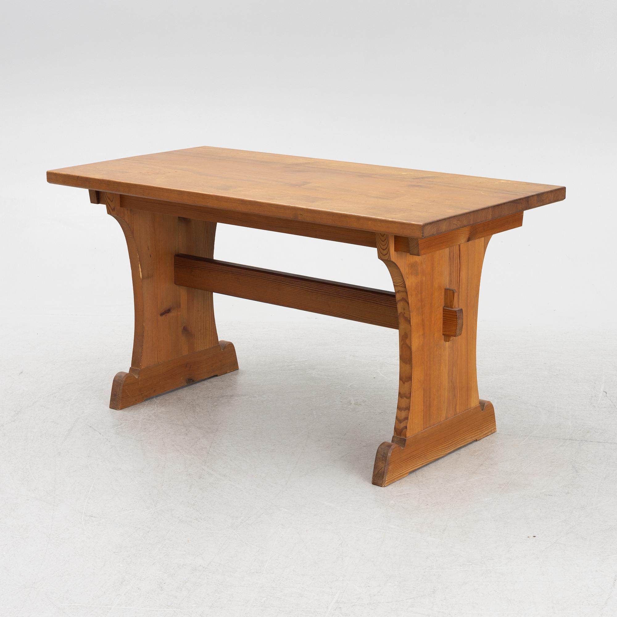 A Nordiska Kompaniet dining table with extension leaves, from the 'Lovö' series.
