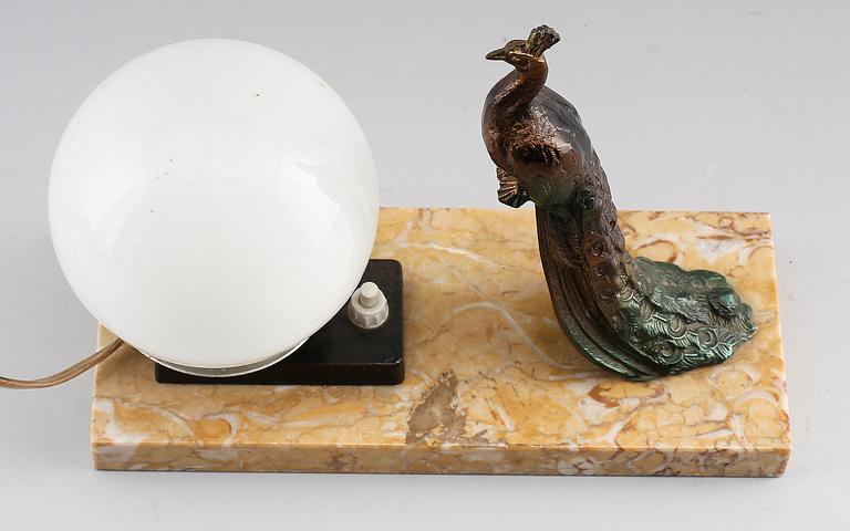 BORDSLAMPA, 1900-talets första hälft.