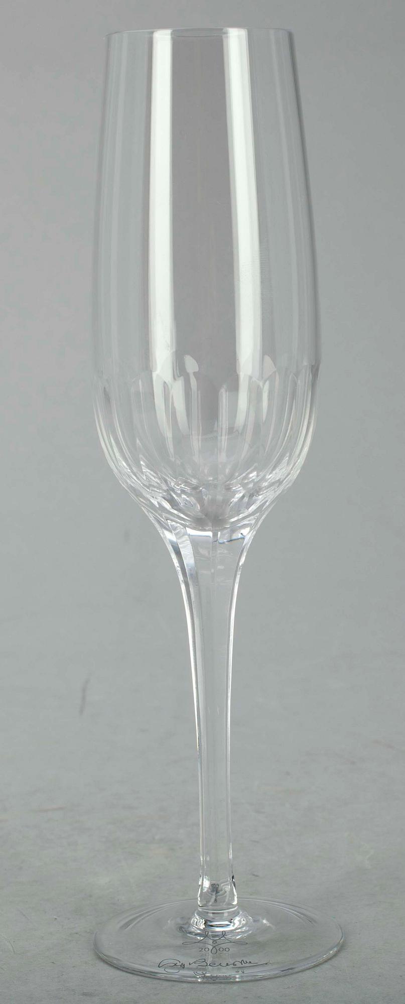 CHAMPAGNEKYLARE, nysliver, numr 375/2000 samt CHAMPAGNEGLAS, 12 st "Marianne" Sigvard Bernadotte.