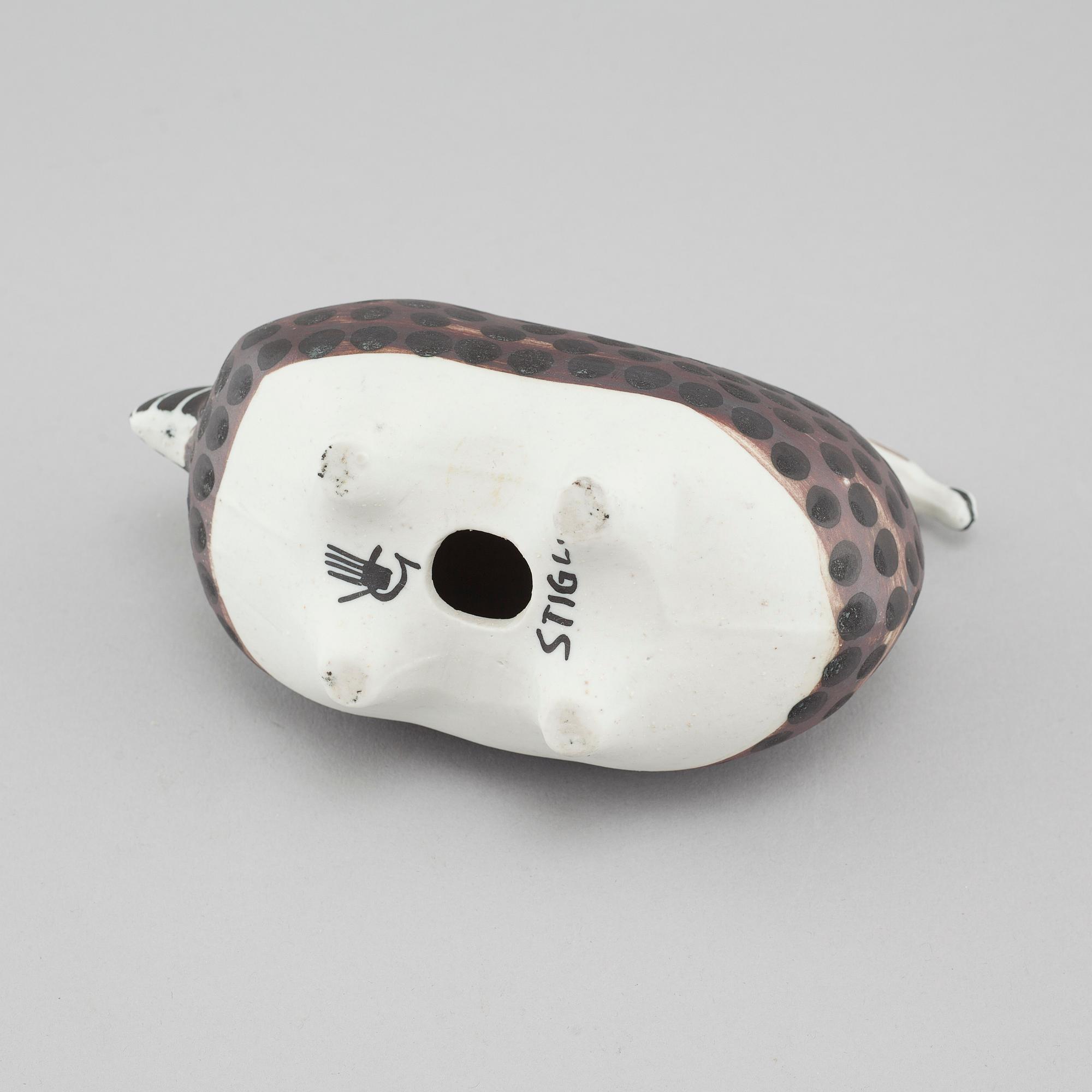 STIG LINDBERG, figurin, stengods, Gustavsberg, signerad samt med studiohanden.