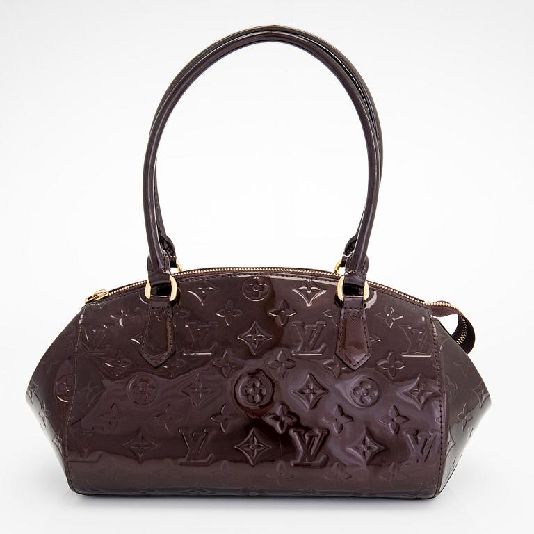 Louis Vuitton, a Monogram Vernis 'Sherwood' bag.