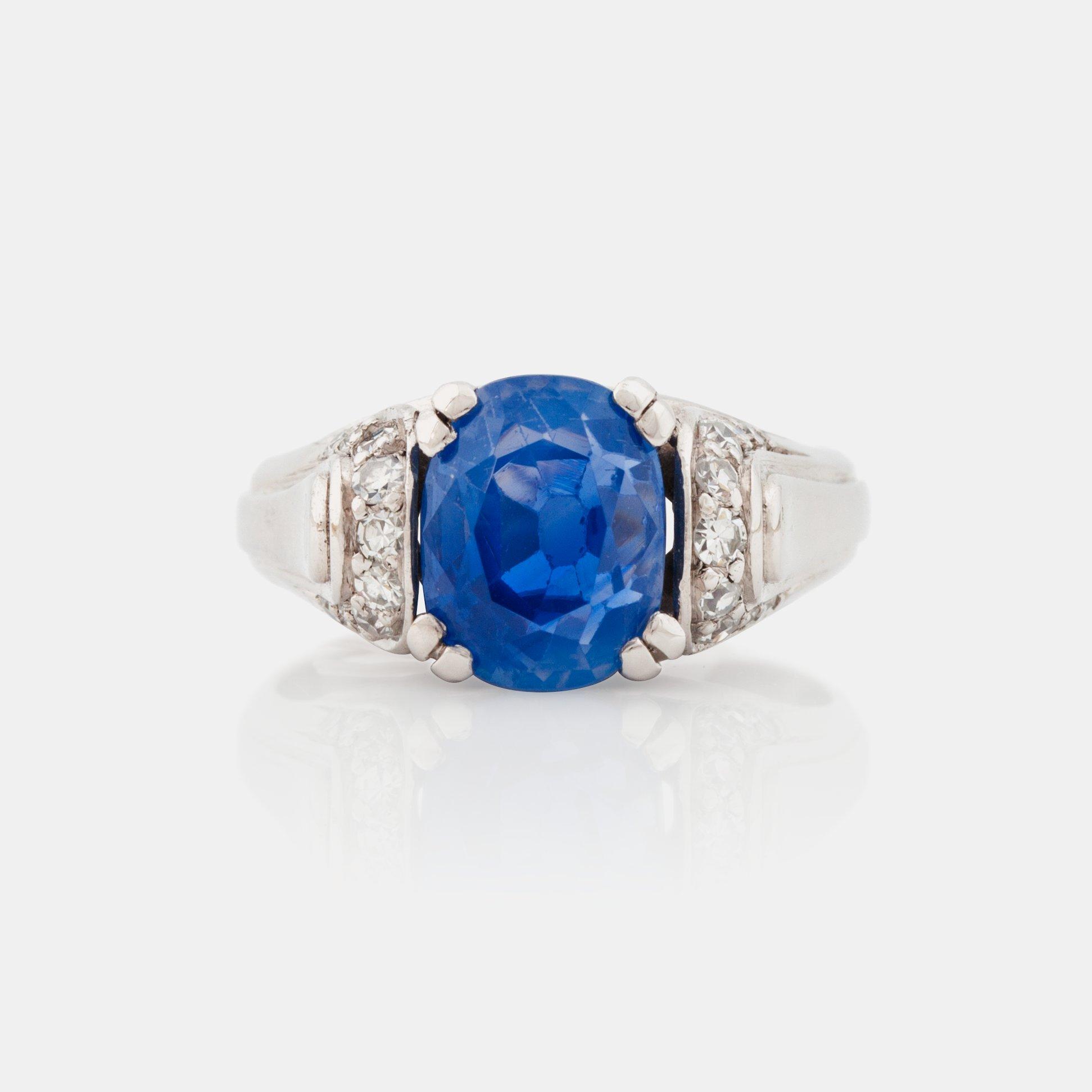 A 4.27 ct unheated Kashmir sapphire and diamond ring. Certificate SSEF.