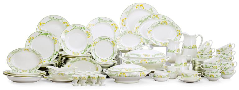 A Gunnar Wennerberg 128 pcs bone china dinner service, ´Gullviva´, Gustafsberg 1905-20.