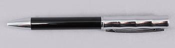 BLÄCKPENNA, Pierre Cardin.