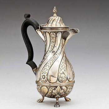 Kaffekanna, silver, rokokostil, Birmingham, England, 1892. Totalvikt ca 280 gram.