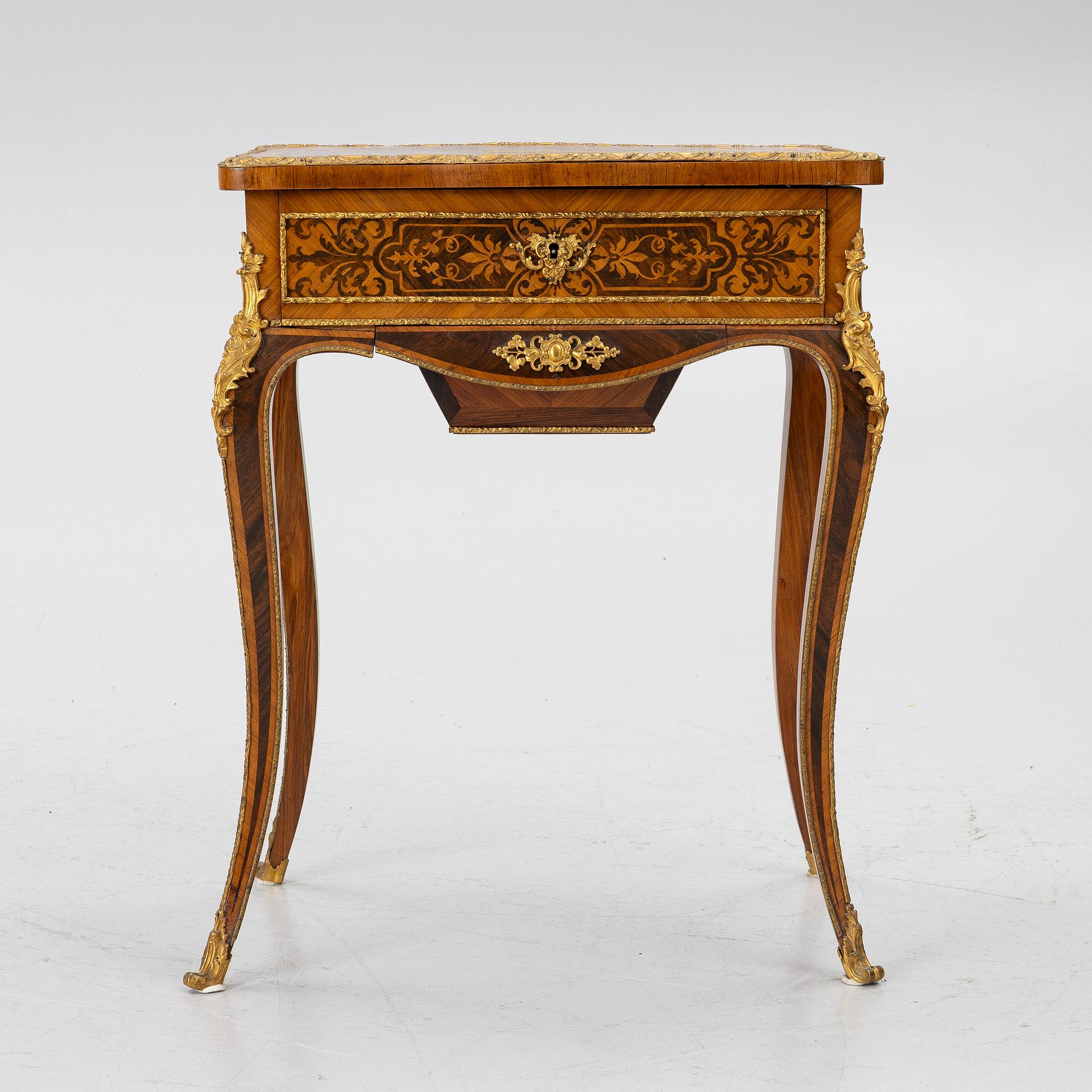 Sewing table, Louis XV style, early 20th century.