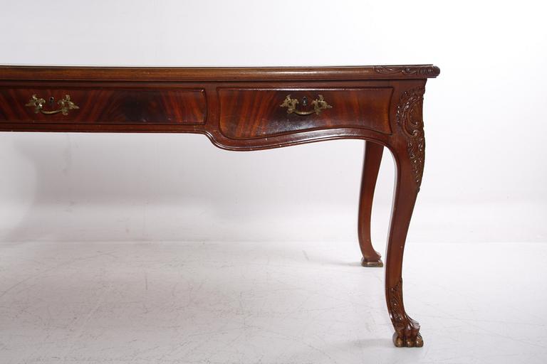 SKRIVBORD, rokokostil, 1900-tal.