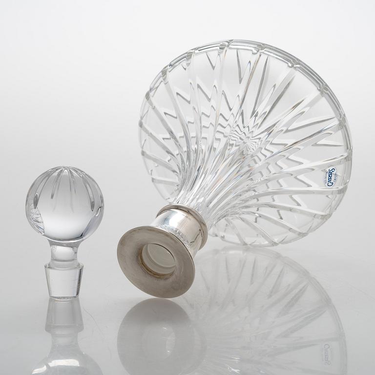Carr's Ship's Decanter, cut crystal with a sterling silver collar, Sheffield, England 2001.