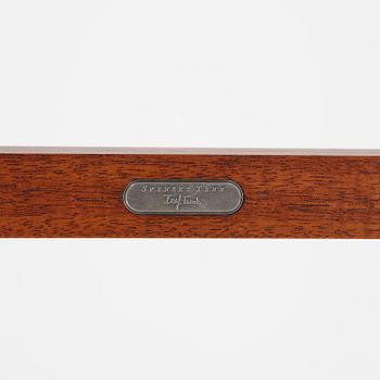 Josef Frank, soffbord, Firma Svenskt Tenn, modell 965, efter 1985.