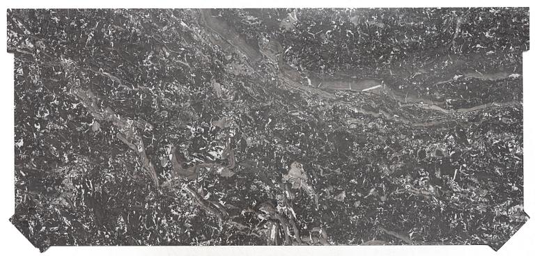 Chest of drawers, Gustavian style, first half of the 20th century.